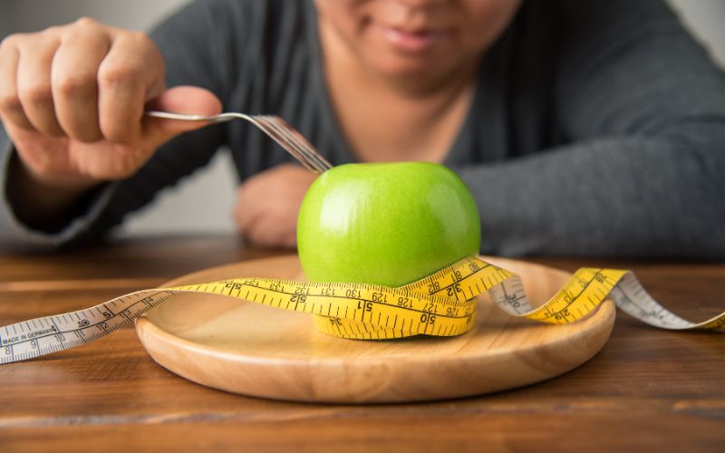 Chế độ dinh dưỡng phù hợp và điều quan trọng để giảm cân an toàn